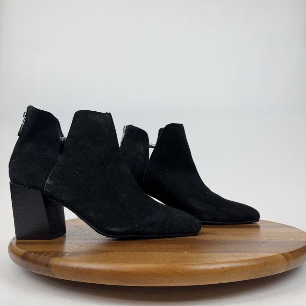 Womens Blondo Stasia Black Suede Waterproof Comfort Ankle Booties Size 11 M GUC